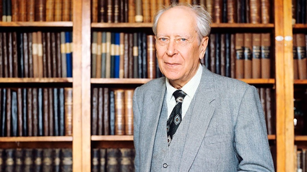 Лихачев Дмитрий Сергеевич