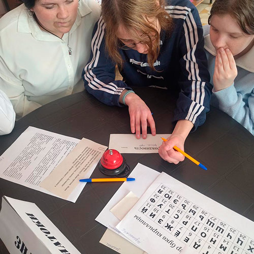 В зеркале сцены