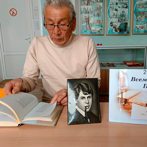 Любимые строки в день поэзии