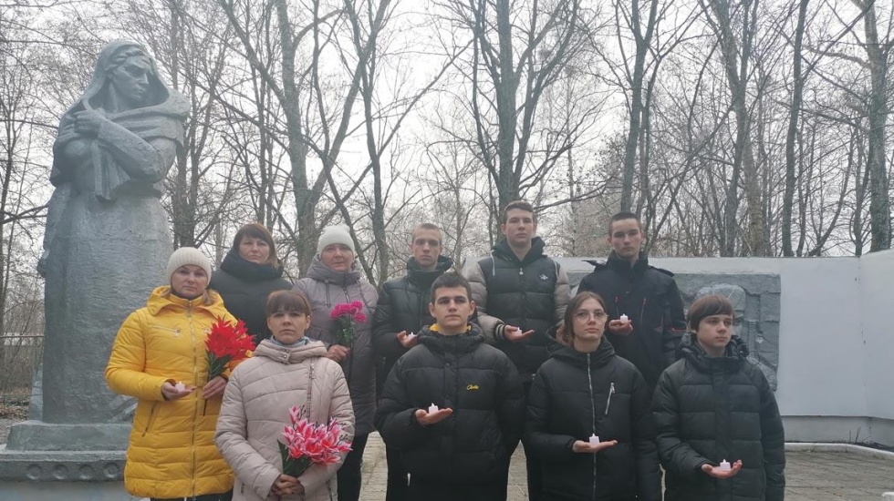 Бессмертен тот, кто Отечество спас