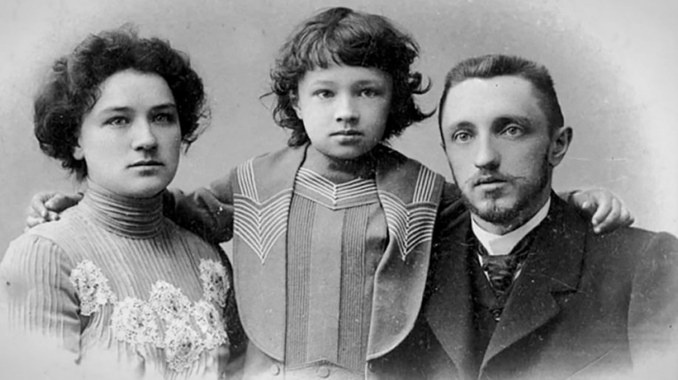 Шмелев Иван Сергеевич