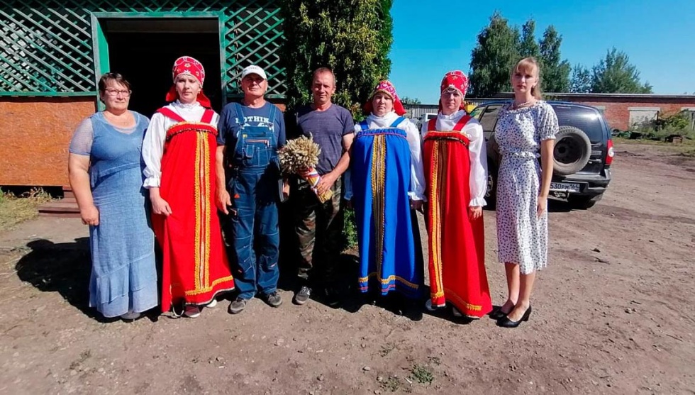 Праздник первого снопа