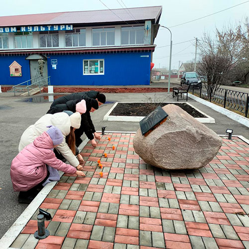 Мы помним тебя, Неизвестный солдат Мы помним тебя, Неизвестный солдат