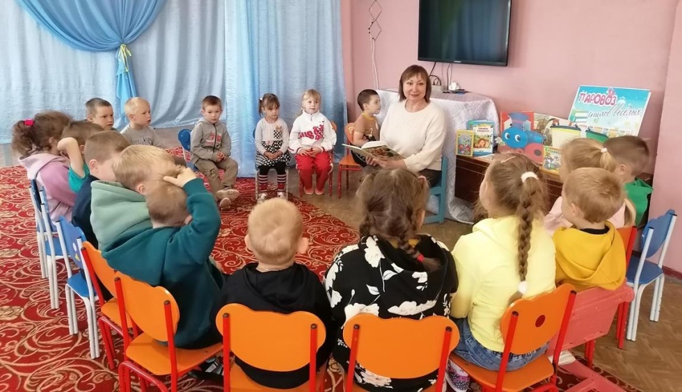 Паровоз стихов весёлых