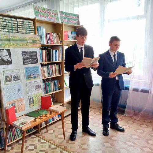 Его строка переживет века