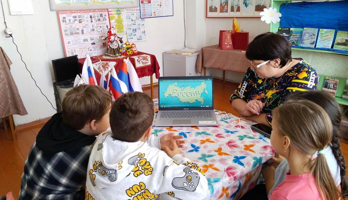 Краснозвездинская сельская библиотека Краснозвездинская сельская библиотека