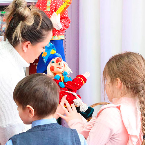 Страна Кукляндия