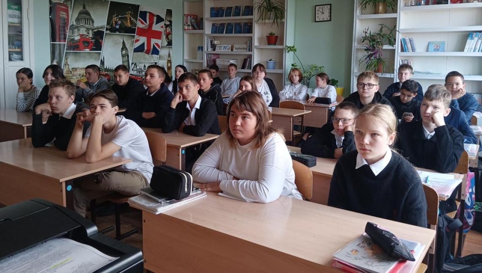Есть в России уголок, милый сердцу уголок…