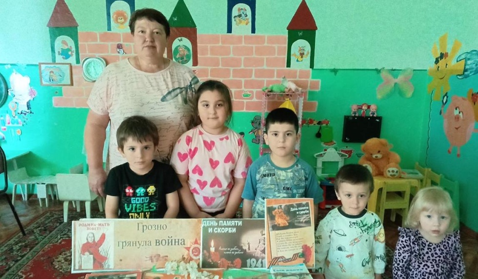 Спасибо доблестным солдатам, что отстояли мир когда-то