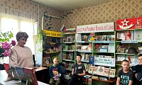 Здесь Пушкиным всё дышит и живет