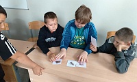 Ну-ка, книжка, повернись, ну-ка, сказка, покажись!