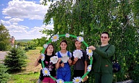 Я дарю тебе ромашку