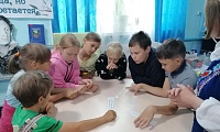 И кот ученый свои мне сказки говорил