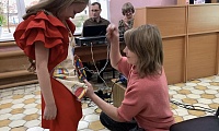 Конкурсно-игровая программа «Мамин день»