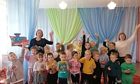 Паровоз стихов весёлых