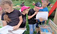 Маленькие истории о больших динозаврах
