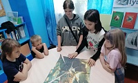 И кот ученый свои мне сказки говорил