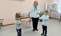 На книжной странице звери и птицы