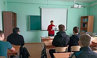 Писатель, журналист, фотокорреспондент, телеведущий