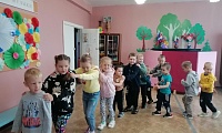 Паровоз стихов весёлых