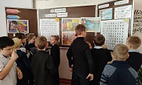Ходит осень по дорожкам