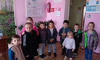 Ребятишки в гости к книжкам