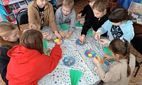 Для любимой мамочки мастерим подарочки