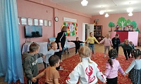 Паровоз стихов весёлых