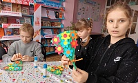 Для любимой мамочки мастерим подарочки