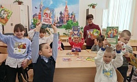 По комнате ходят сказки