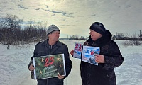 Мы поздравить Вас спешим