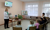 На книжной странице звери и птицы