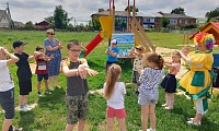 Загадки на библиотечном лугу на каждом шагу