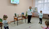 На книжной странице звери и птицы