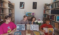 Веселый и серьезный человек