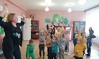 Паровоз стихов весёлых