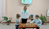 На книжной странице звери и птицы