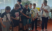 Веселимся и играем, и нисколько не скучаем