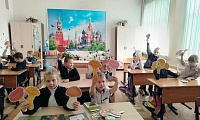 Ходит осень по дорожкам