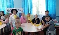 И кот ученый свои мне сказки говорил