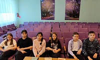 На военной тропе с книгой