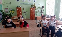 По ту сторону кулис